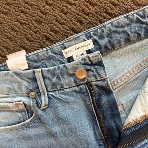 NEW! Good American Jeans size 2/26